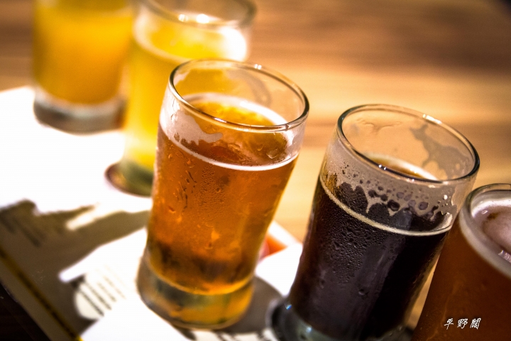 【食記】 泰食與酒水,「好」糾葛「好」交集...「Jolly卓莉」手釀啤酒泰式餐廳...