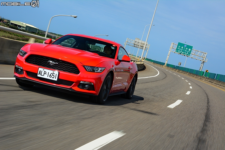 不要溫馴走入那良夜 Ford Mustang 2.3 EcoBoost