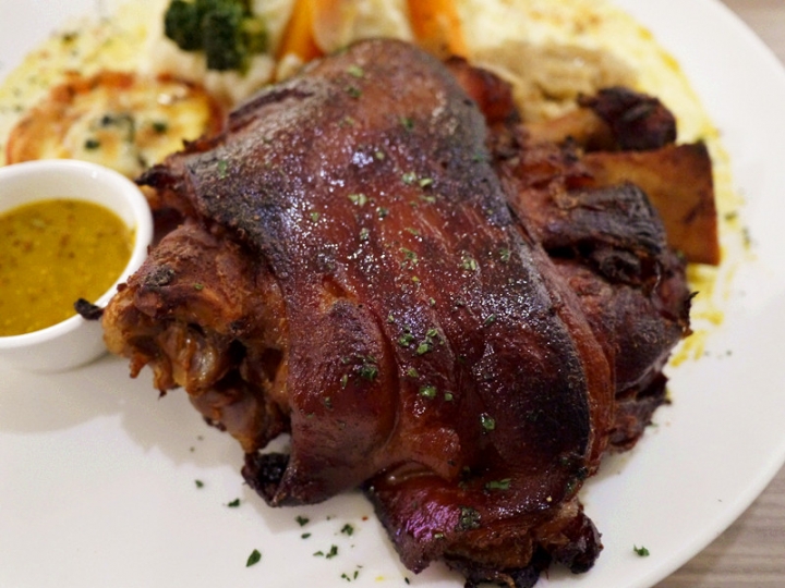 台北 永春站 隱密美食 Yup Cafe 早午餐到消夜小酌全包