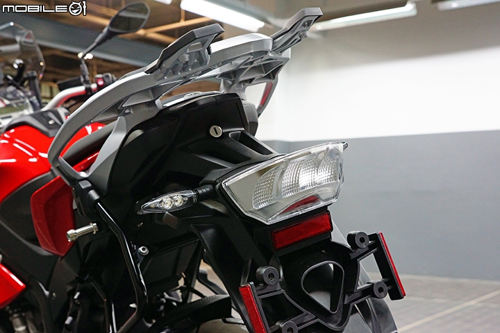 混血多功能車抵台!BMW S1000XR 全台最速開箱!