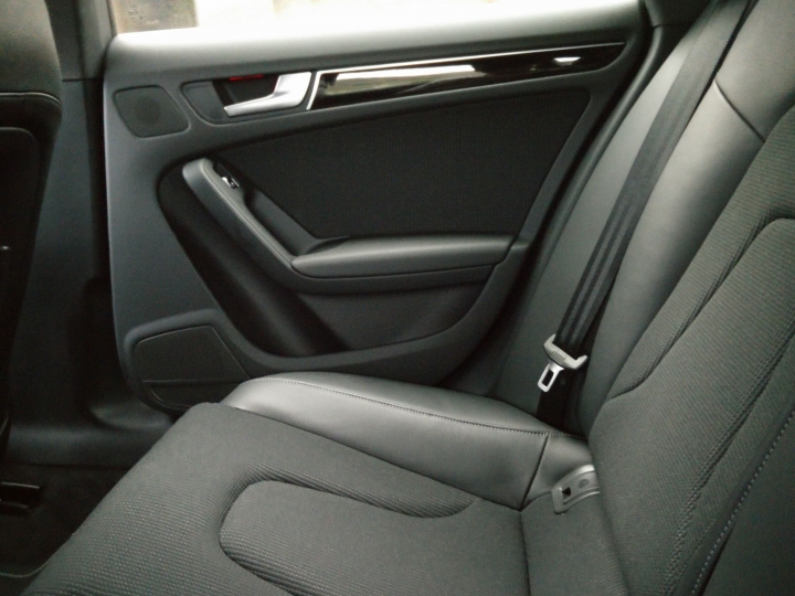 開箱-冰川白 A5 Sportback 內外 S line