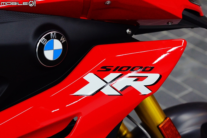 混血多功能車抵台!BMW S1000XR 全台最速開箱!