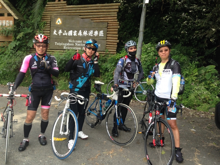 雙日北進武嶺