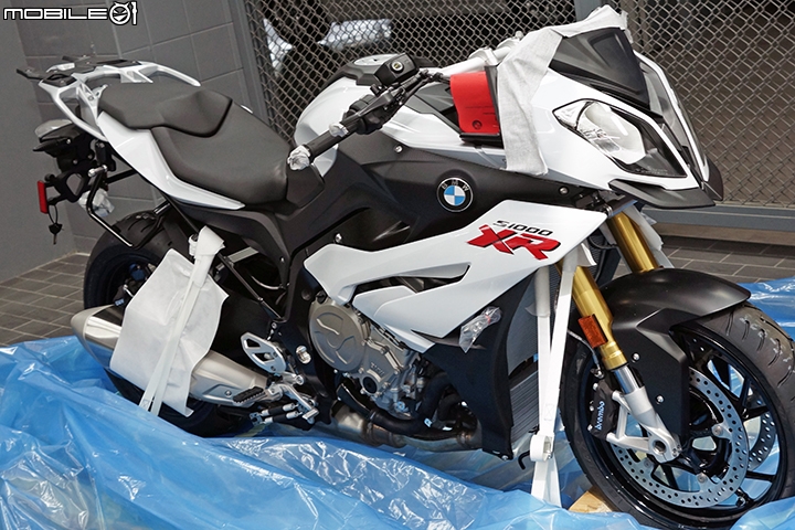 混血多功能車抵台!BMW S1000XR 全台最速開箱!