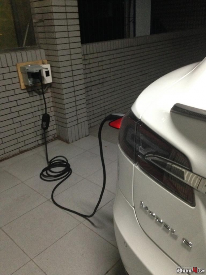 特斯拉 TESLA P85 春節環島大塞車長途體驗心得 完結篇 3/3