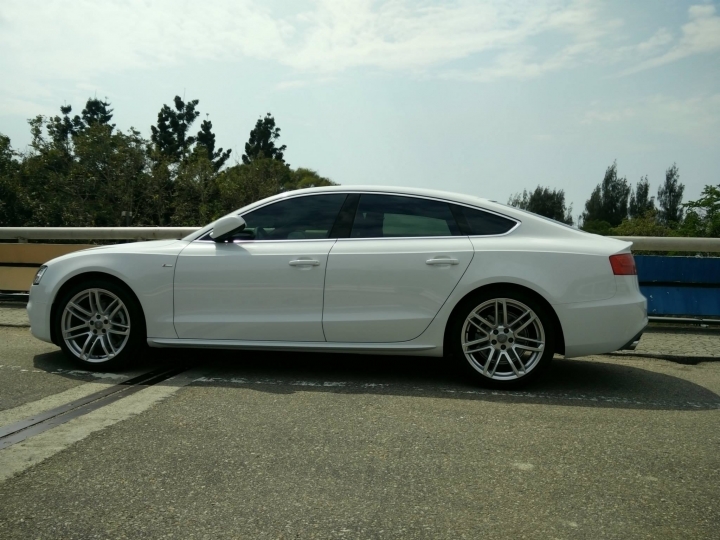開箱-冰川白 A5 Sportback 內外 S line