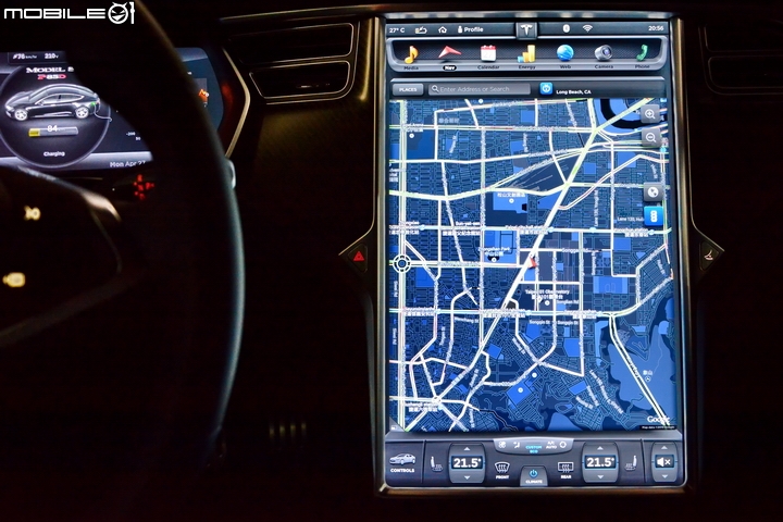 靜謐的狂傲性能 Tesla Model S P85D