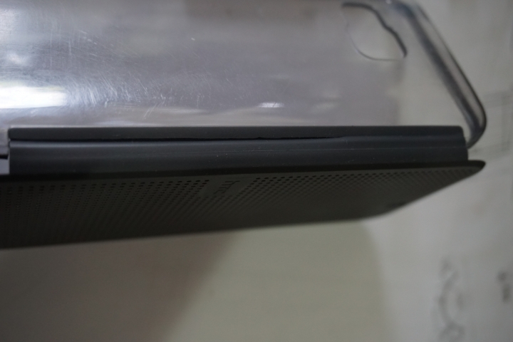 M9 DOT VIEW 2 原廠背蓋問題