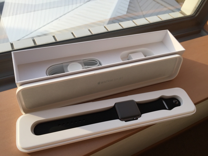 四國開箱 Sport版黑色42mm