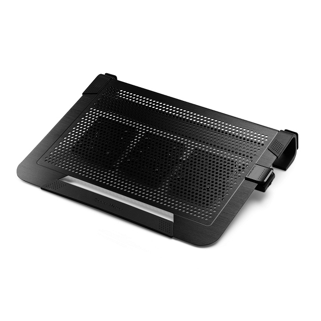 【開箱】Cooler Master Notepal U3 PLUS 散熱墊 不專業開箱~~