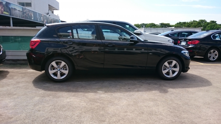 極簡預開箱 - F20 LCI 118i + sportline (Black Sapphire)