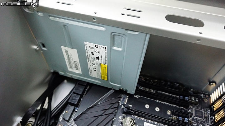 JONSBO RM1 全鋁 ATX 小機殼開箱介紹
