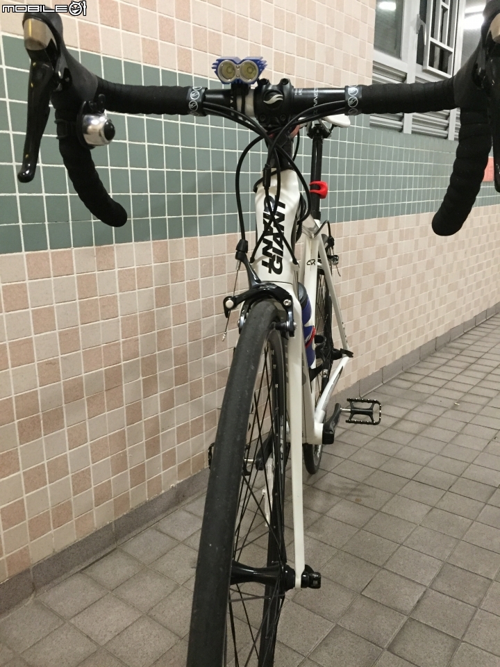 各位前輩能看一看這GIANT TCR SLR嗎?