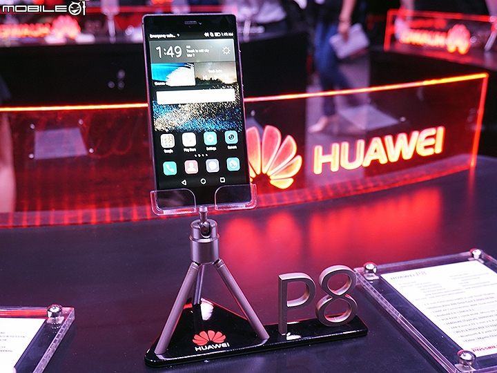 曼谷試玩 HUAWEI推出P8、P8 lite、P8 max、榮耀X2、M2多款產品