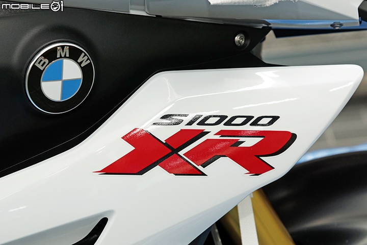混血多功能車抵台!BMW S1000XR 全台最速開箱!