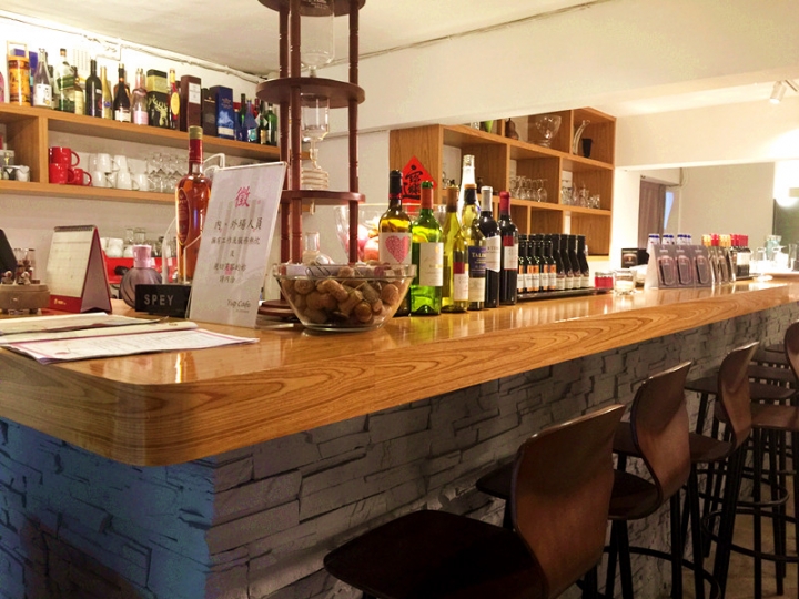 台北 永春站 隱密美食 Yup Cafe 早午餐到消夜小酌全包