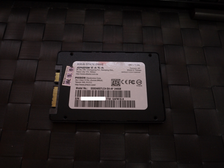 Wyvo APS1 240GB SSD*4 人品流簡單開箱