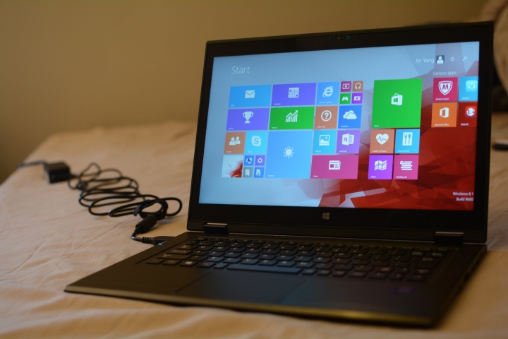 【開箱】Lenovo Lavie Z 360(HZ750) 開箱
