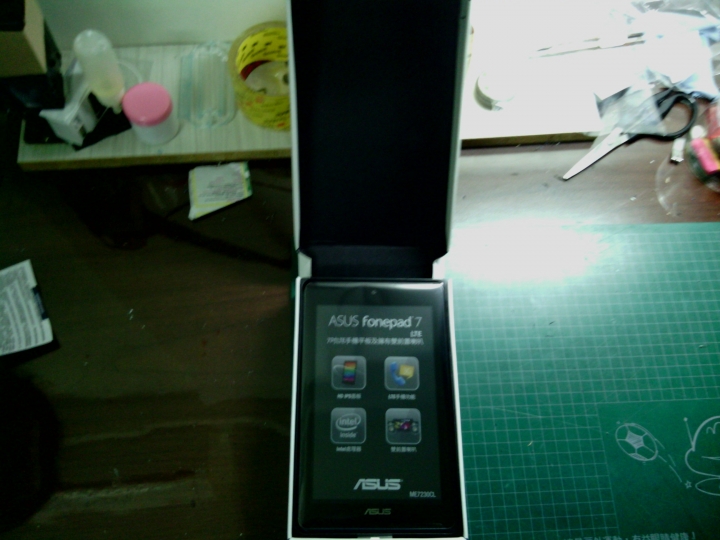 ASUS fonepad 7 LTE(me7230) 開箱 這幾天使用感想