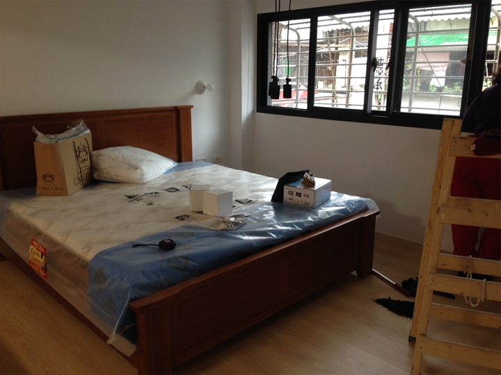 【開箱】老屋翻新之極致簡單風 (我們都開玩笑是家徒四壁風)