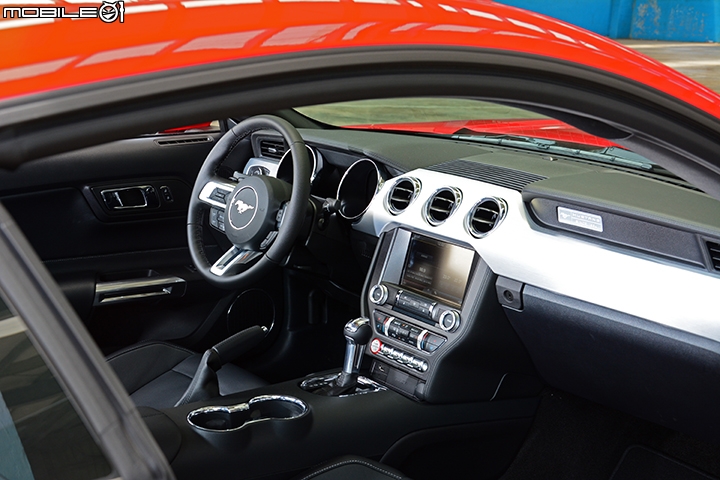 不要溫馴走入那良夜 Ford Mustang 2.3 EcoBoost