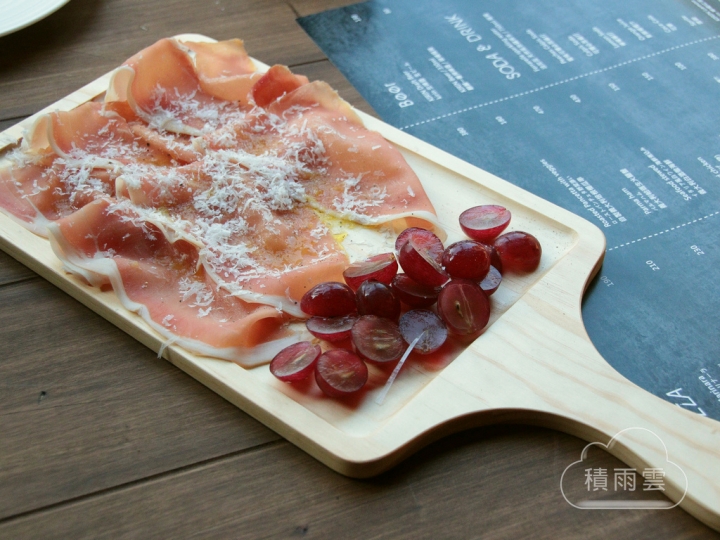 Nero Vulcano Pizza 黑.火山披薩