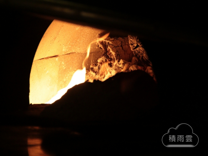 Nero Vulcano Pizza 黑.火山披薩