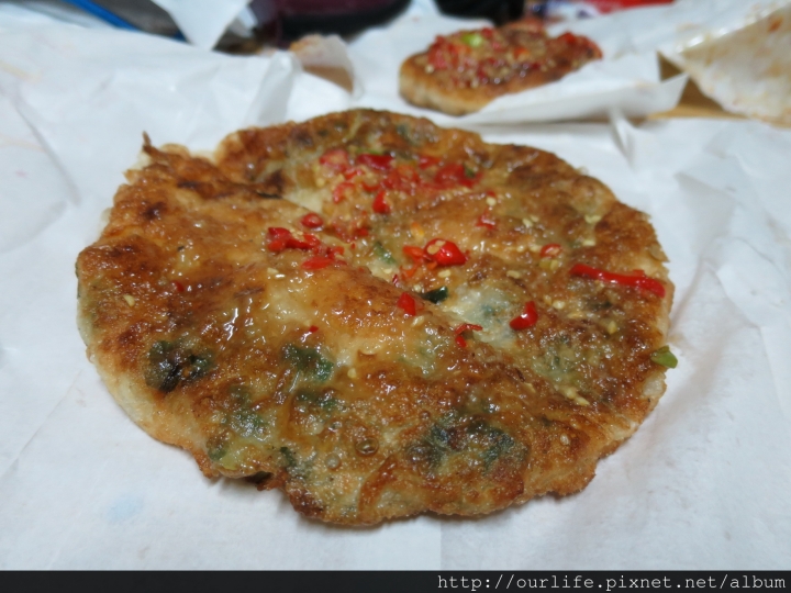 台中北區.真材實料的爆料葱油餅/豬肉饀餅@無名家(口常)葱油餅
