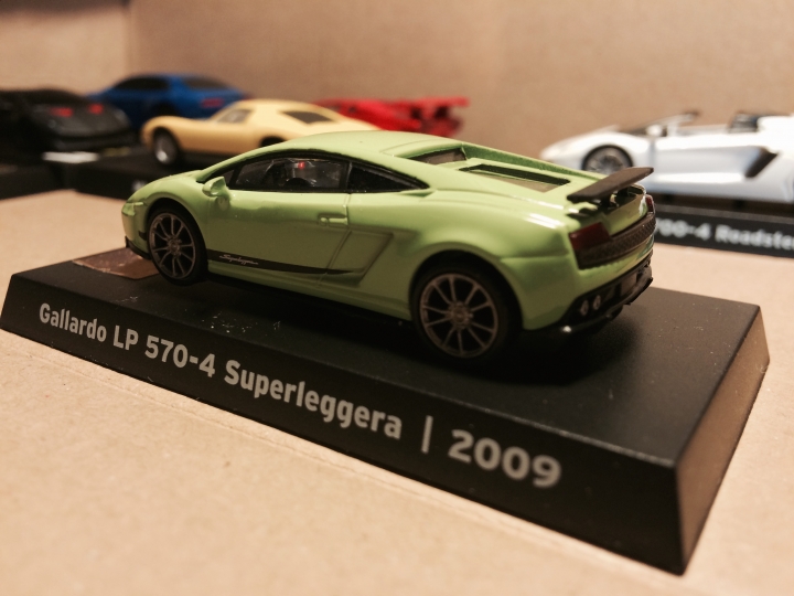 7-11 Lamborghini 藍寶堅尼 金屬模型開箱上色分享文 ft. Ferrari (圖多慎入)(更新huracan)