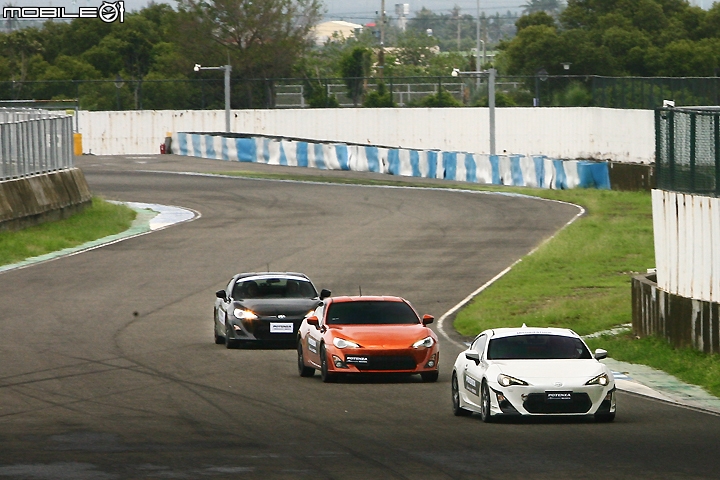跑格再進化 大鵬灣縱情體驗全新普利司通Potenza Adrenalin RE003