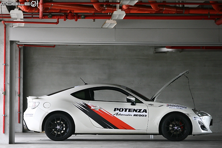跑格再進化 大鵬灣縱情體驗全新普利司通Potenza Adrenalin RE003