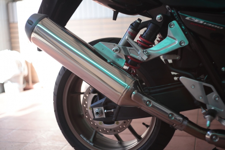 2015 CB1300 SF 限量版開箱
