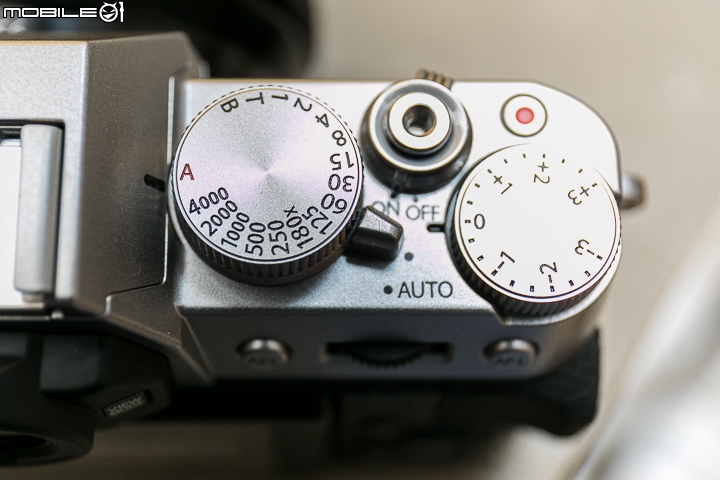 【採訪】Fujifilm X-T10 高階規格 精巧登場