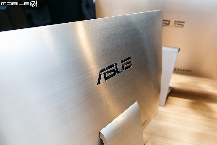 【COMPUTEX 2015】ASUS 展出全新 Zen AiO 電腦與 T100HA 變形筆電