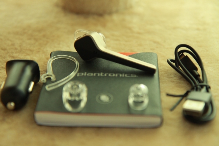 Plantronics Voyager Edge「SE」2015黑金配色藍牙耳機-開箱分享