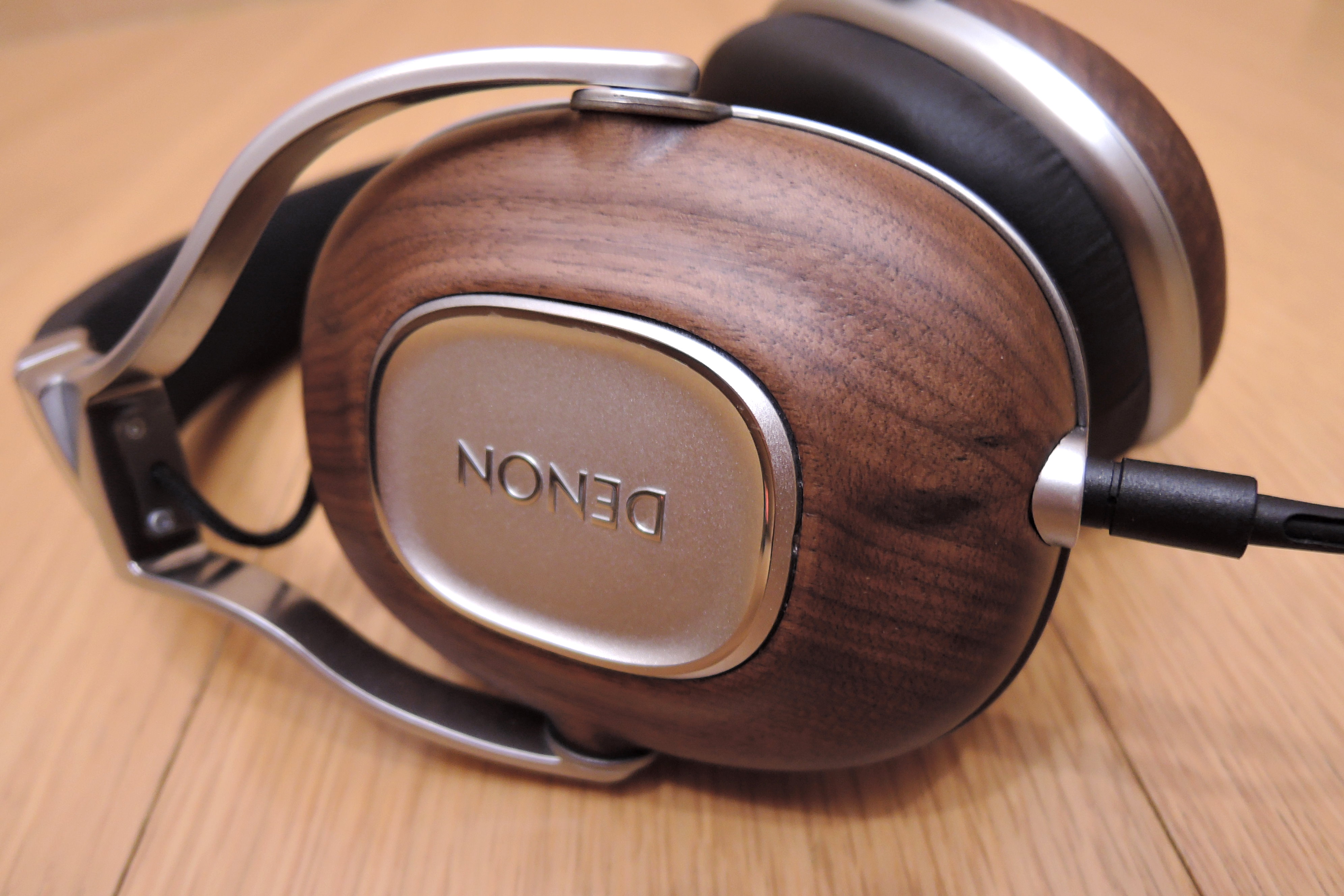 【菲特の開箱】溫文儒雅、打扮入時的老紳士 - DENON MM400