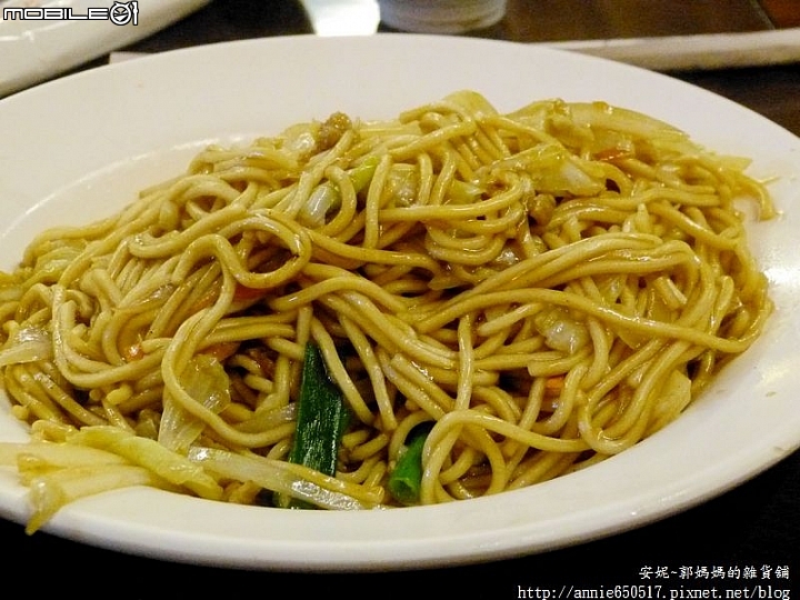 (((高雄食記)))左營區城裡的月光土雞城搬新家,月光一樣明亮,土雞一樣好吃!