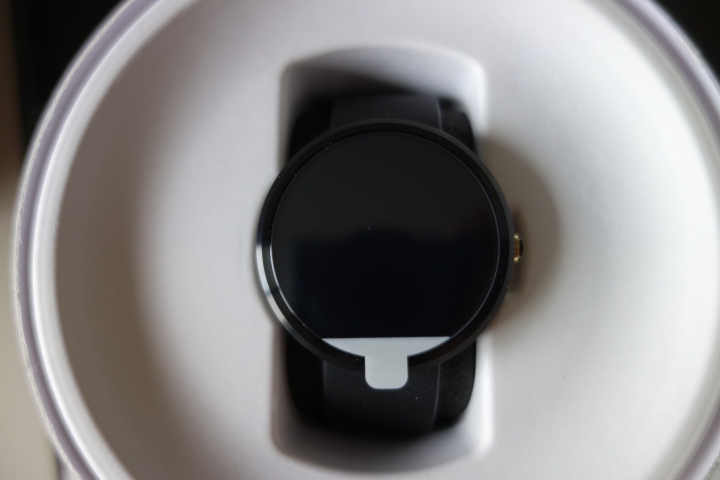Moto 360 黑色皮質錶帶款 極簡單開箱