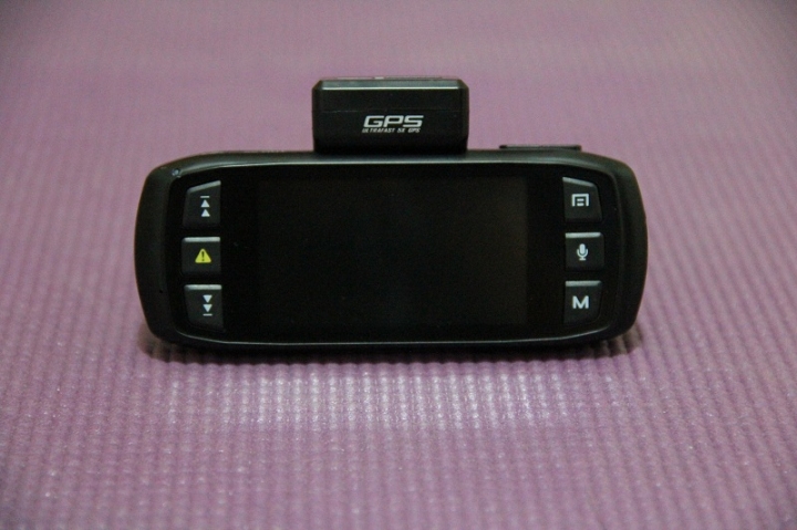 終於可以跟罰單say goodbye了 LS465W來開箱來也!!!