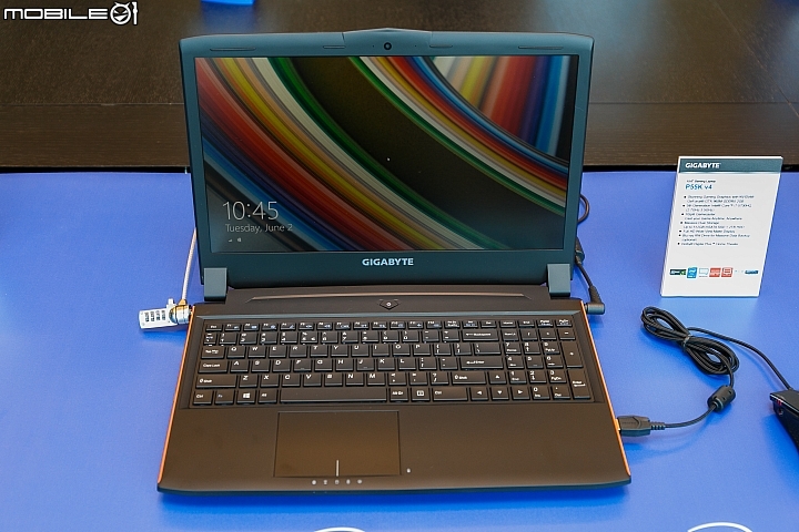【COMPUTEX 2015】AORUS X5、GIGABYTE P55K v4 共譜電競新章節