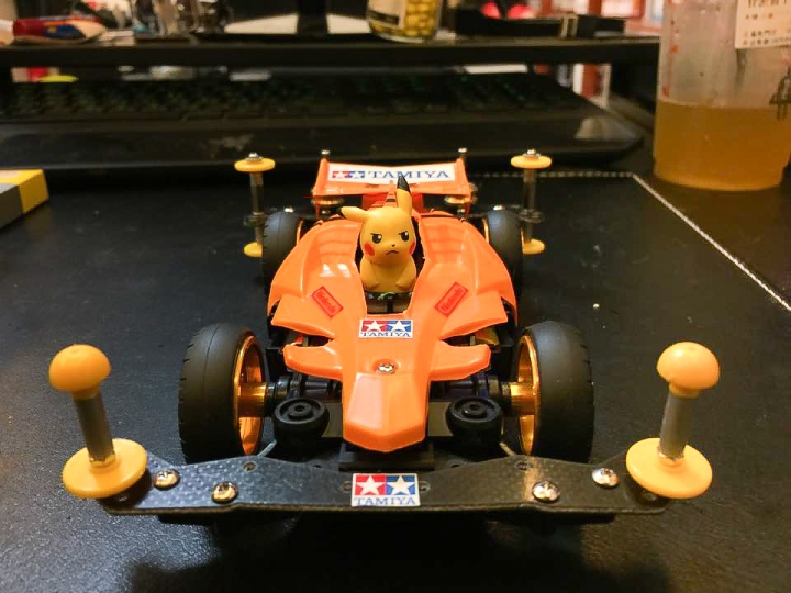 四驅車之皮卡丘賣萌號