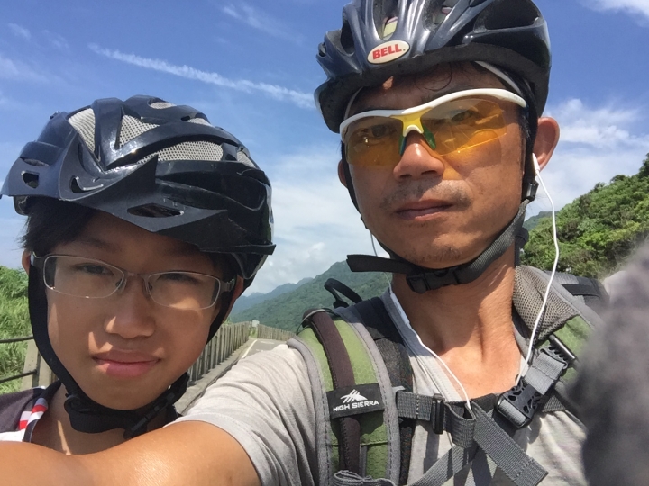 挑戰不可能任務之小六生帶著爸爸單車環島篇