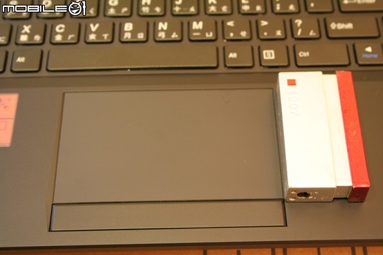 電競世界我也能加入, 三萬元左右的CP王 GIGABYTE P15F V3