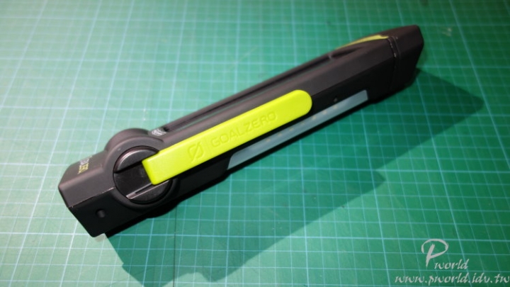 GOALZERO 太陽能充電手電筒