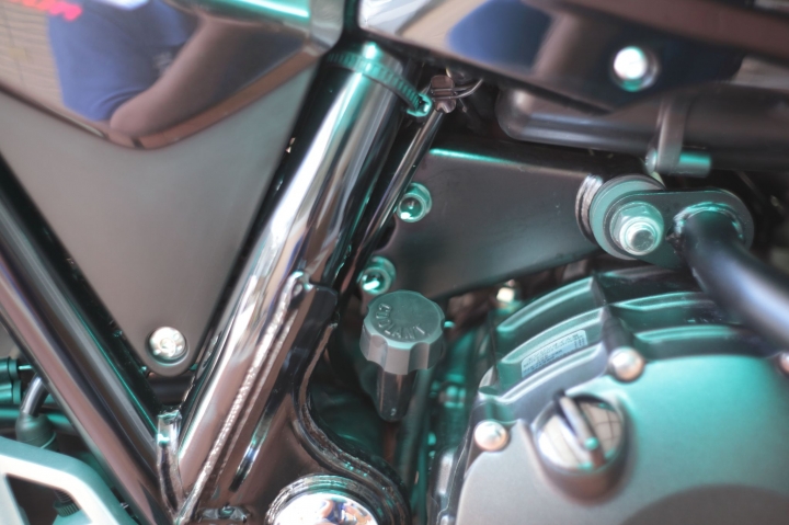 2015 CB1300 SF 限量版開箱