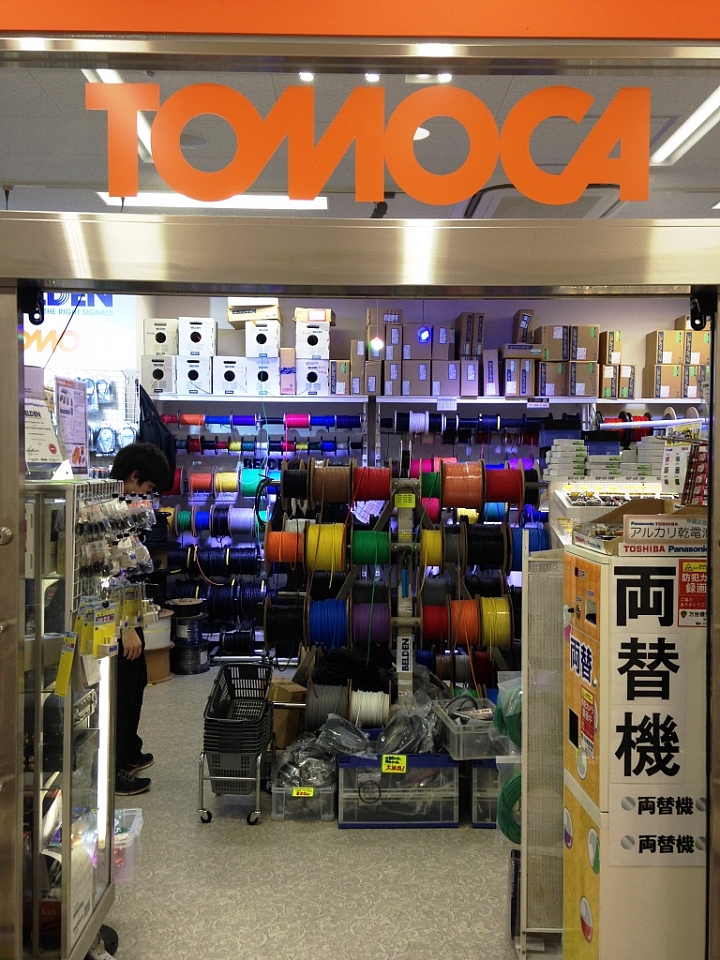 秋葉原的線材店TOMOCA的一日遊