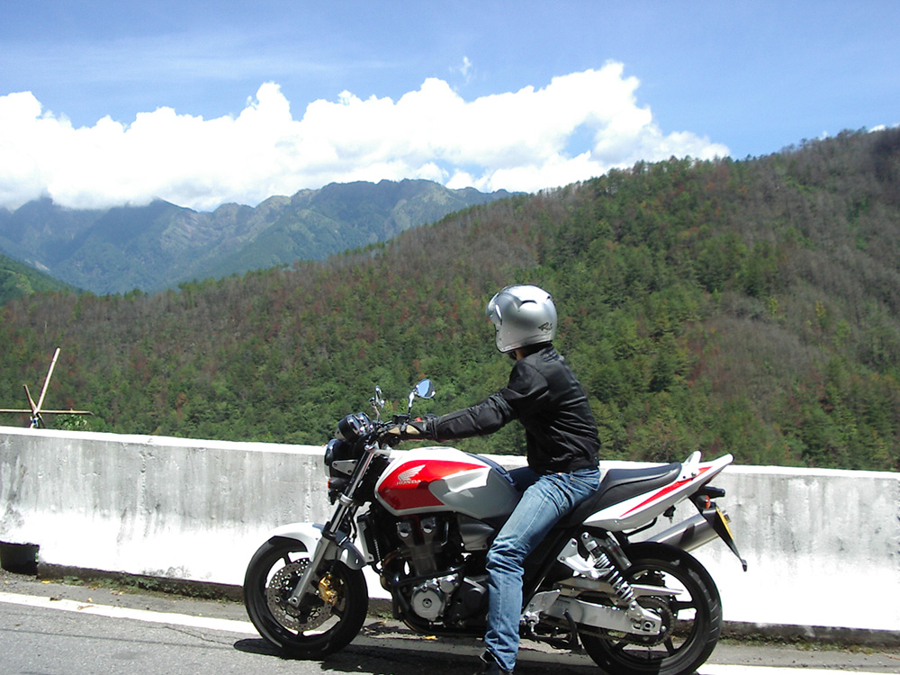 重返摩托旅人世界 - 我的Suzuki V-strom DL1000