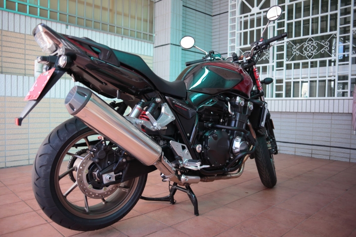 2015 CB1300 SF 限量版開箱