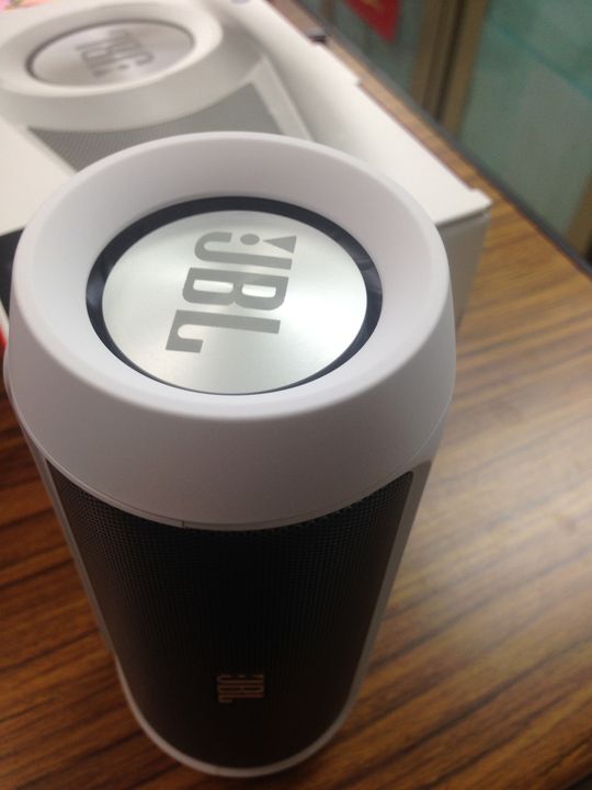 夢幻逸品之露營好幫手-JBL CHARGE2