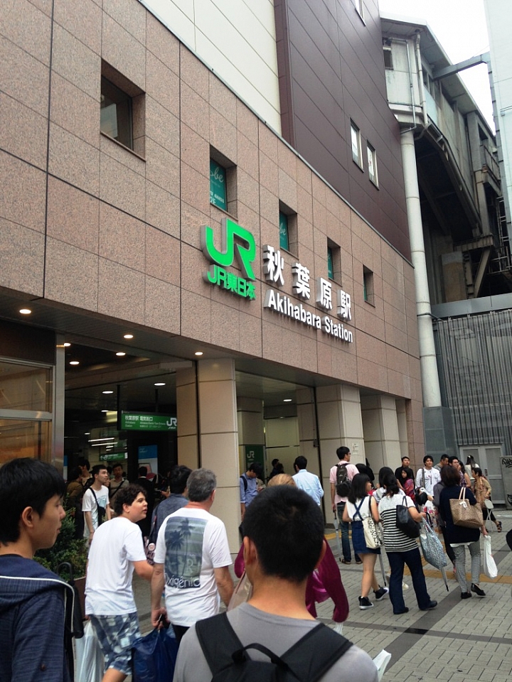 秋葉原的線材店TOMOCA的一日遊